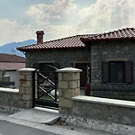 Konukevi Pyxari Kalampáka