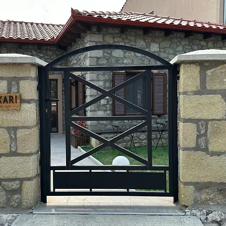 Pyxari